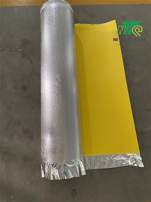 Yellow IXPE Foam Underlay 200sqft/Roll Silver Vapor 3-In-1 Flooring Underlayment